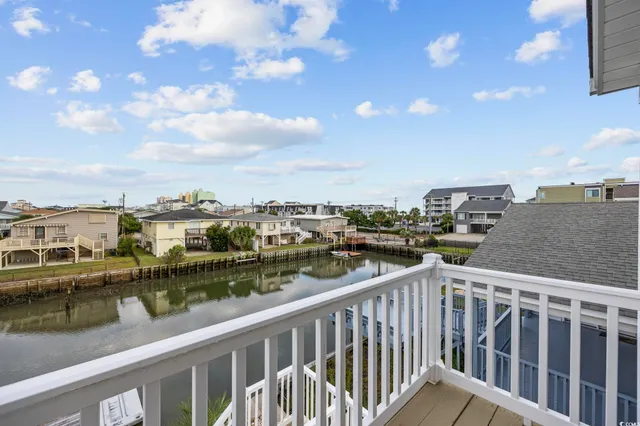 $2,300 | 306 49th Avenue North, North Myrtle Beach, SC 29582