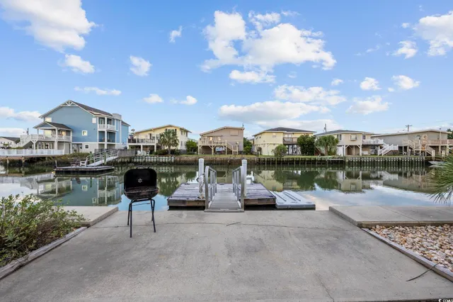 $2,300 | 306 49th Avenue North, North Myrtle Beach, SC 29582