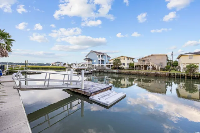 $2,300 | 306 49th Avenue North, North Myrtle Beach, SC 29582