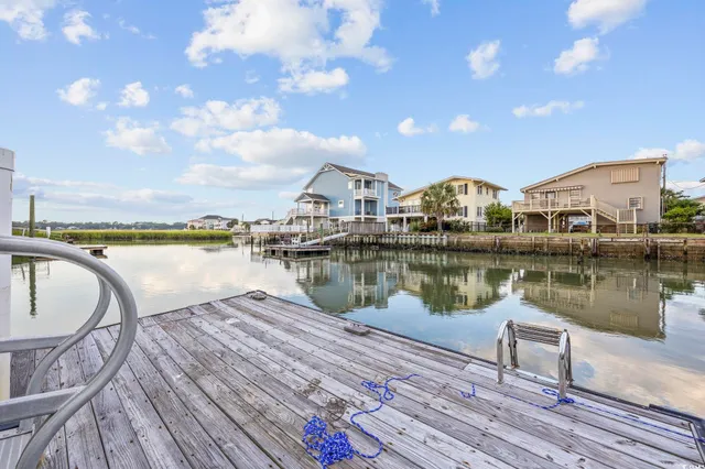 $2,300 | 306 49th Avenue North, North Myrtle Beach, SC 29582