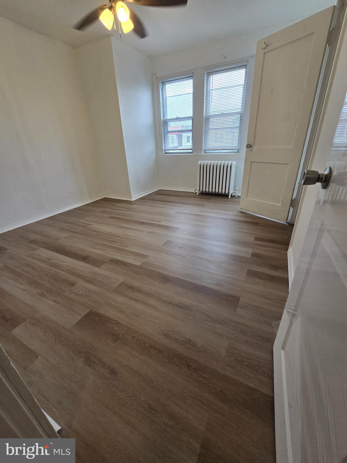 854 Bridge Street Philadelphia, PA 19124 - Photo 3 of 23