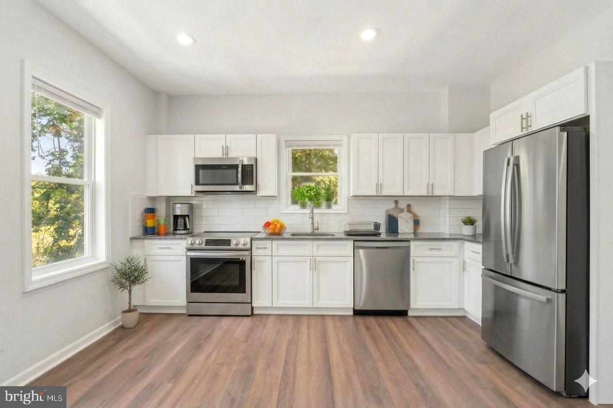 1131 Parker Street Chester, PA 19013 - Photo 11 of 34 Virtual Staged Kitchen