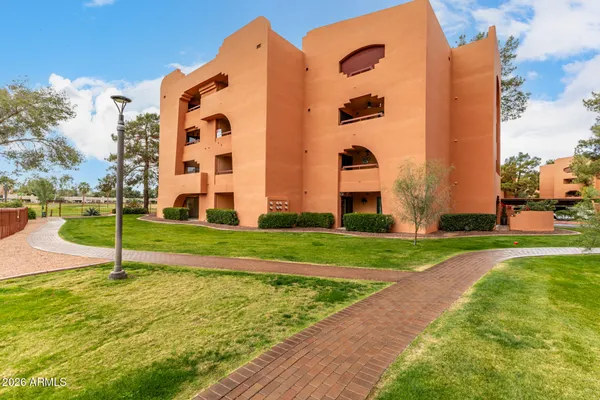 $264,900 | 12212 North Paradise Village Parkway West, Unit 134, Phoenix, AZ 85032
