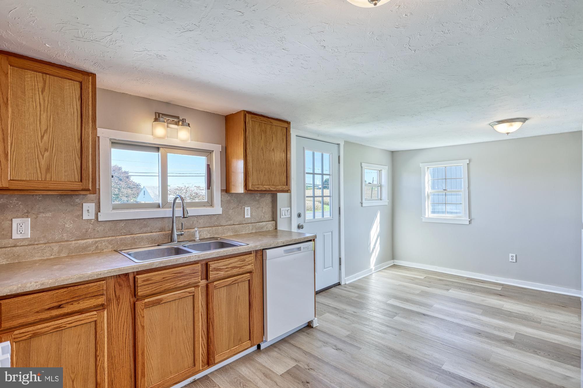 11708 Winterstown Road Red Lion, PA 17356 - Photo 17 of 32 Gallery Image 17