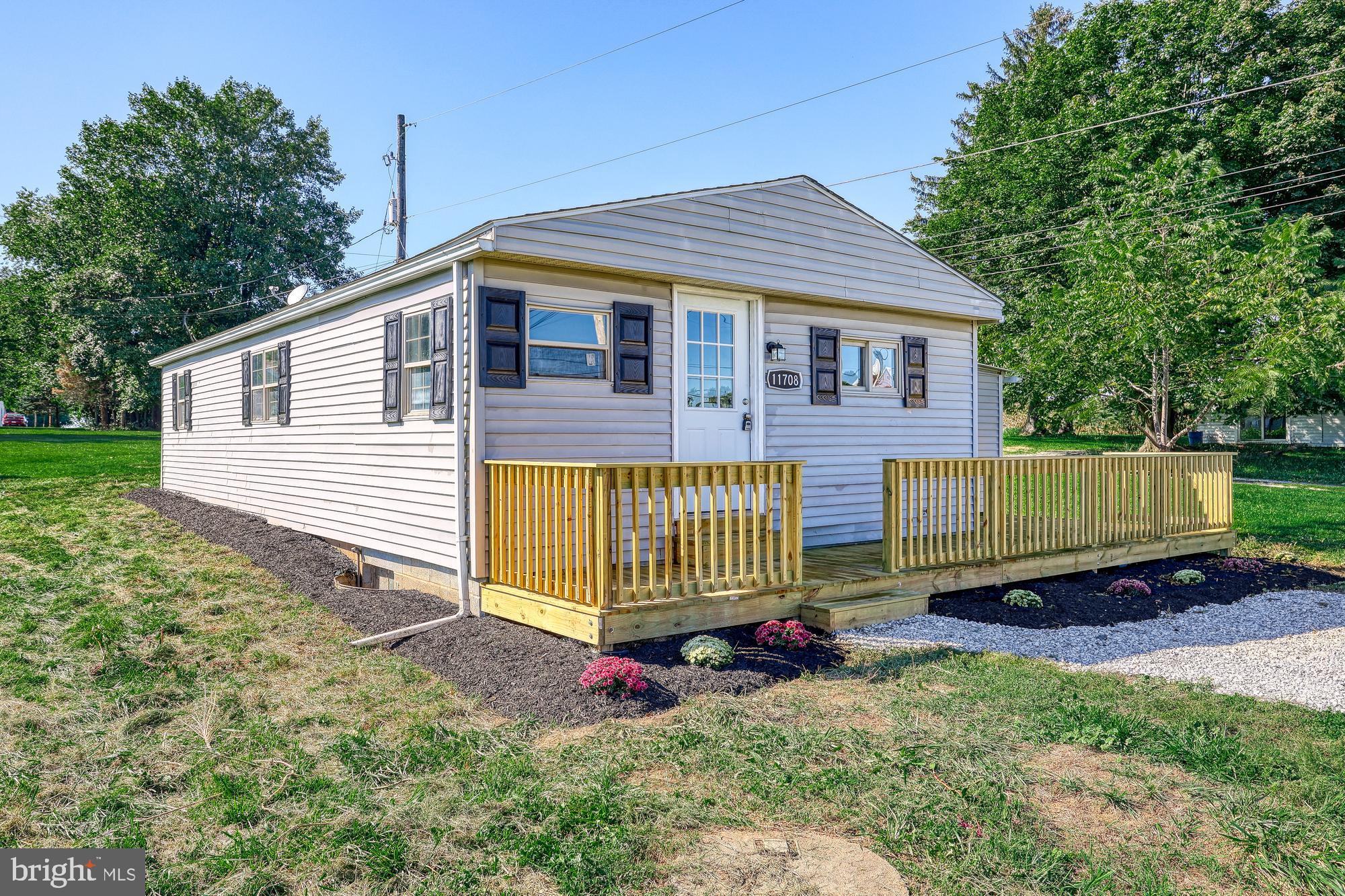 11708 Winterstown Road Red Lion, PA 17356 - Photo 5 of 32 Gallery Image 5