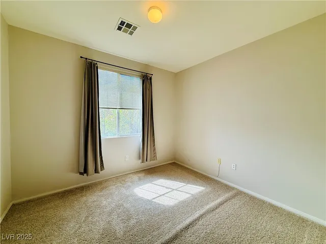 $1,700 | 10231 Deerfield Beach Avenue, Unit 103, Las Vegas, NV 89129
