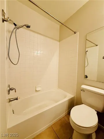 $1,700 | 10231 Deerfield Beach Avenue, Unit 103, Las Vegas, NV 89129