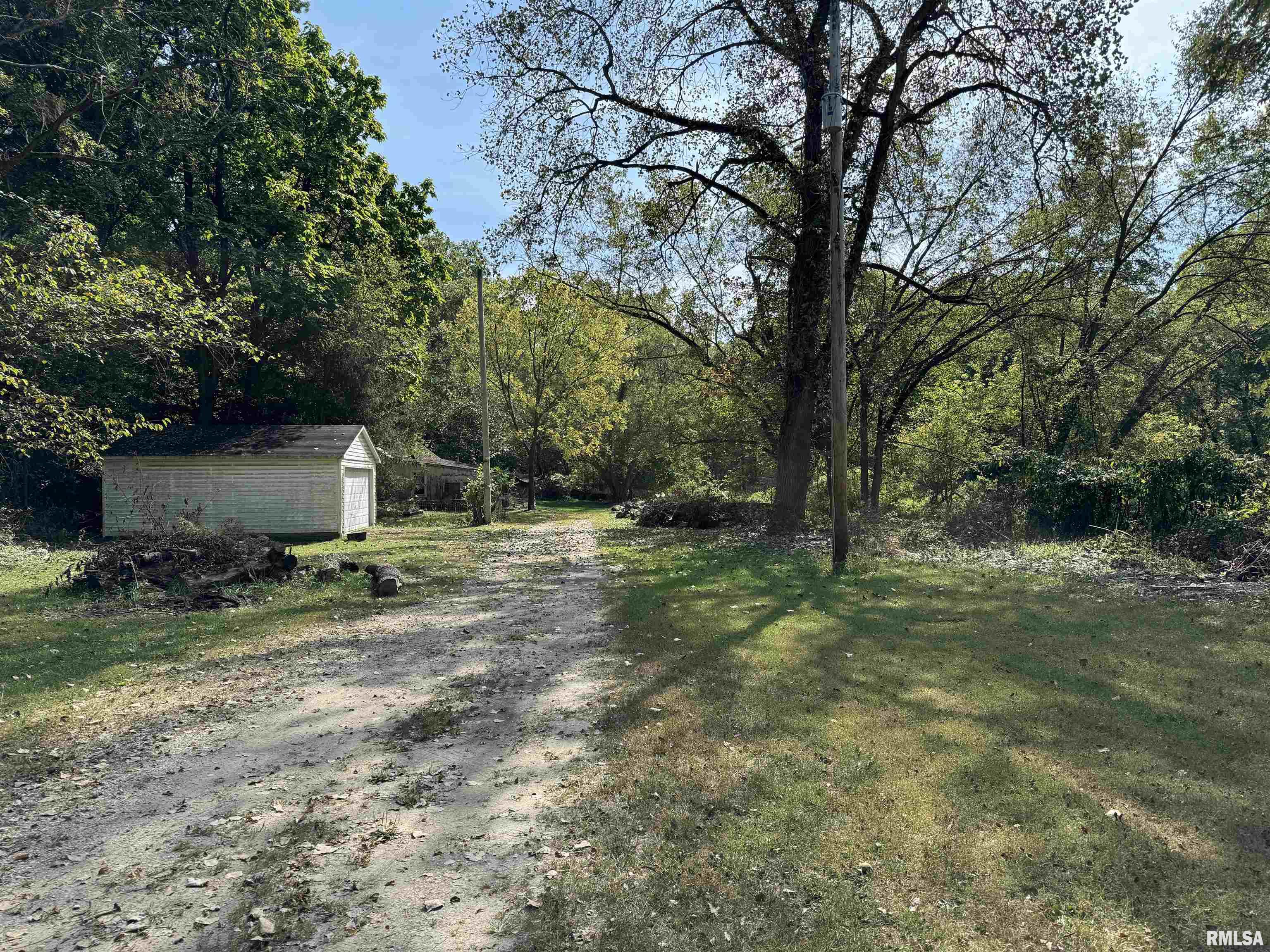 5407 North Koerner Road Peoria, IL 61615 - Photo 10 of 11 Gallery Image 10