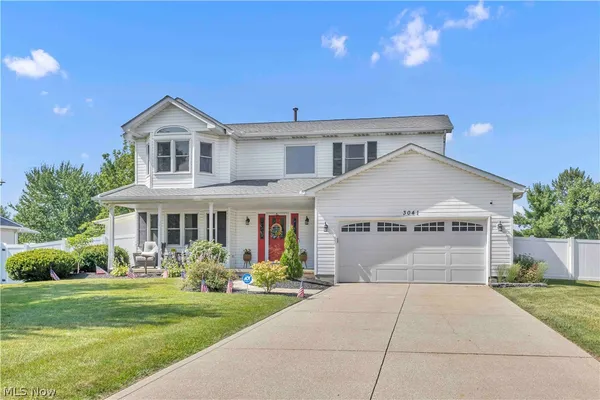 $459,900 | 3041 Portsmouth Drive, Brunswick, OH 44212