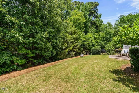 $579,000 | 1060 Kingston Grove Drive, Cary, NC 27519