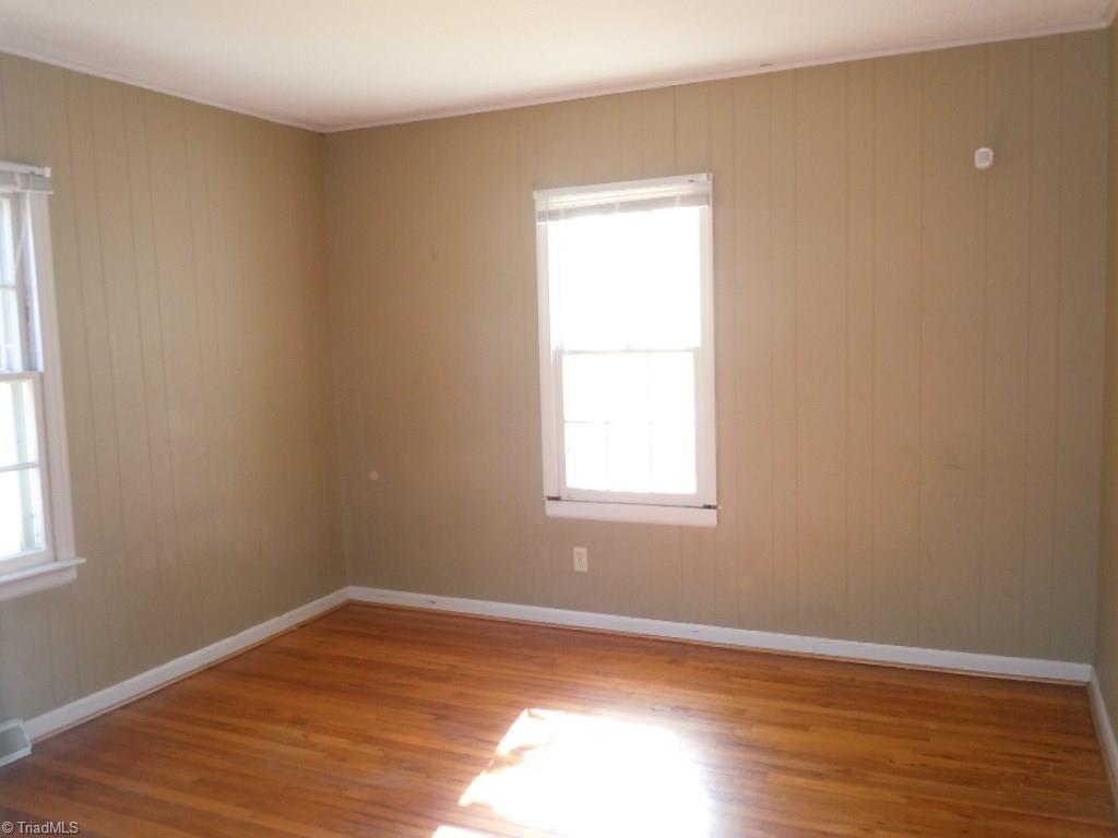 1503 Valley Ridge Drive High Point, NC 27260 - Photo 8 of 13 Gallery Image 8
