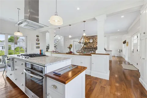 $4,950,000 | 20 Passpataug Avenue, Westerly, RI 02891