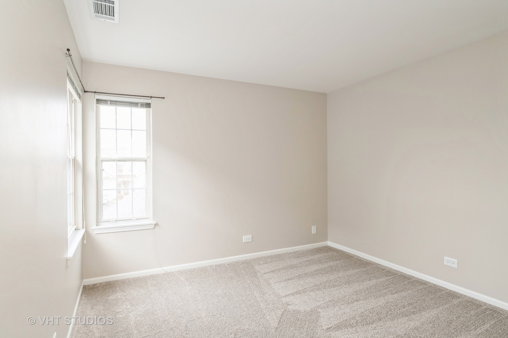 17831 Braewick Road, Unit 17831 Gurnee, IL 60031 - Photo 10 of 14 Gallery Image 10