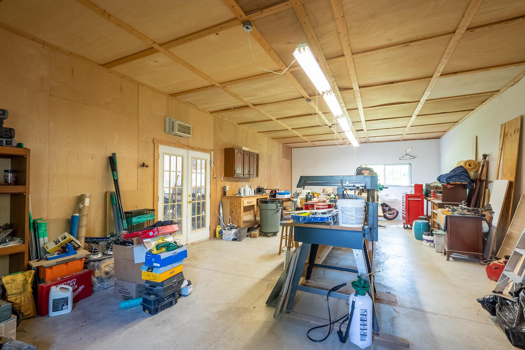 1557 Braumiller Road Delaware, OH 43015 - Photo 18 of 54 Workshop