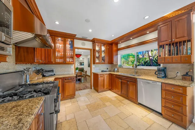 $13,000 | 3701 Chase Avenue, Miami Beach, FL 33140