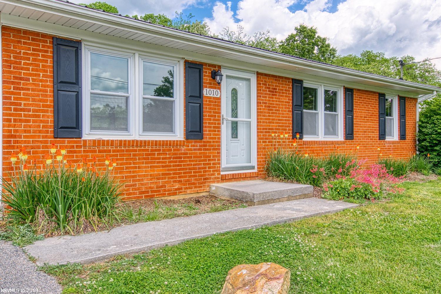 1010 Reading Road Christiansburg, VA 24073 - Photo 1 of 30 Gallery Image 1