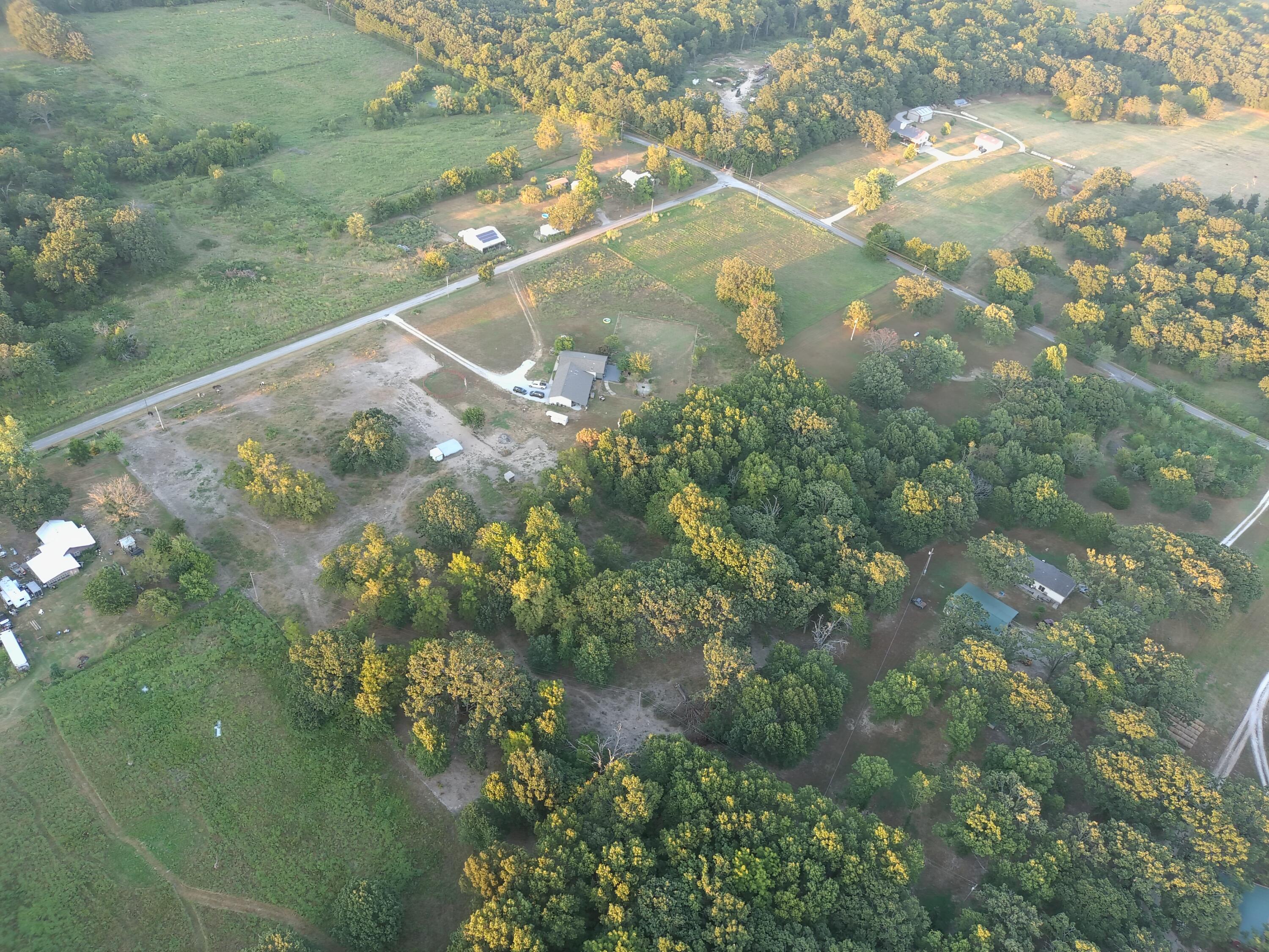 184 East 334th Road Humansville, MO 65674 - Photo 66 of 73 MAX_0105