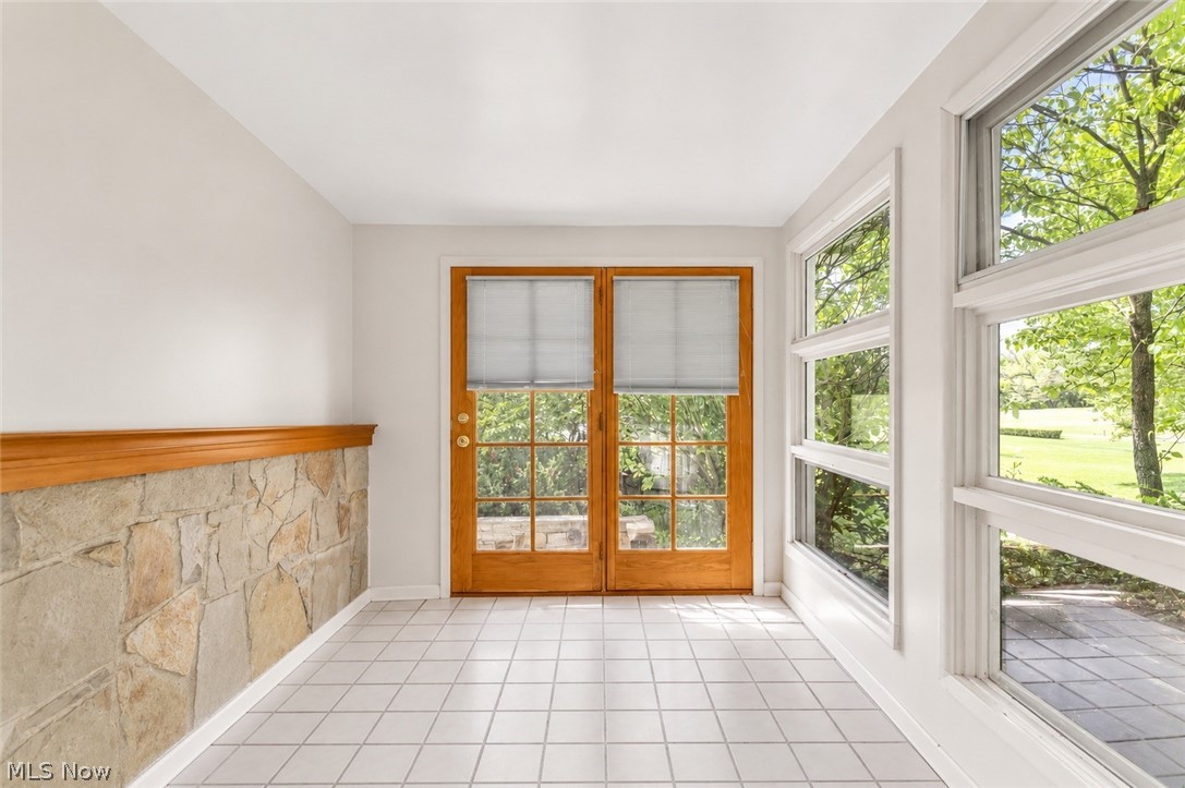 4146 Barclay Messerly Road Southington, OH 44470 - Photo 8 of 18