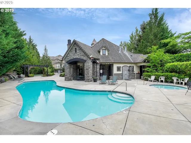 $274,900 | 3565 Summerlinn Drive, West Linn, OR 97068