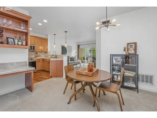 $274,900 | 3565 Summerlinn Drive, West Linn, OR 97068