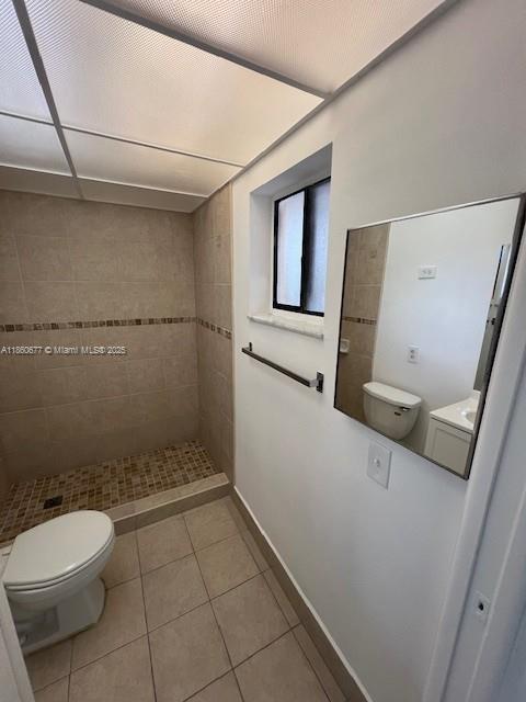 8700 Southwest 133rd Avenue Road, Unit 314 Miami, FL 33183 - Photo 15 of 18 a bathroom with a toilet and a shower