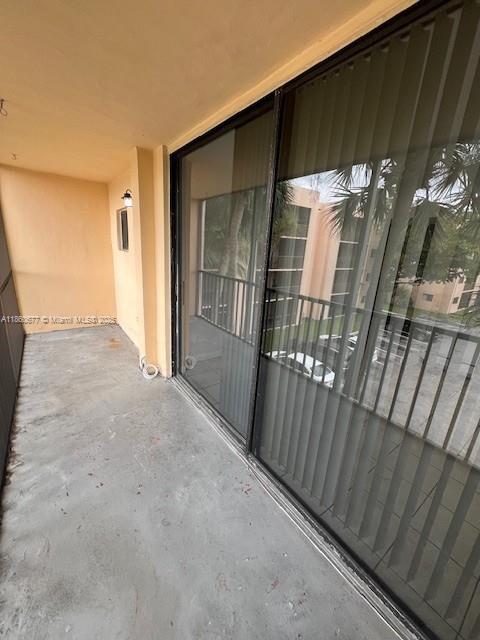 8700 Southwest 133rd Avenue Road, Unit 314 Miami, FL 33183 - Photo 18 of 18 a view of entryway