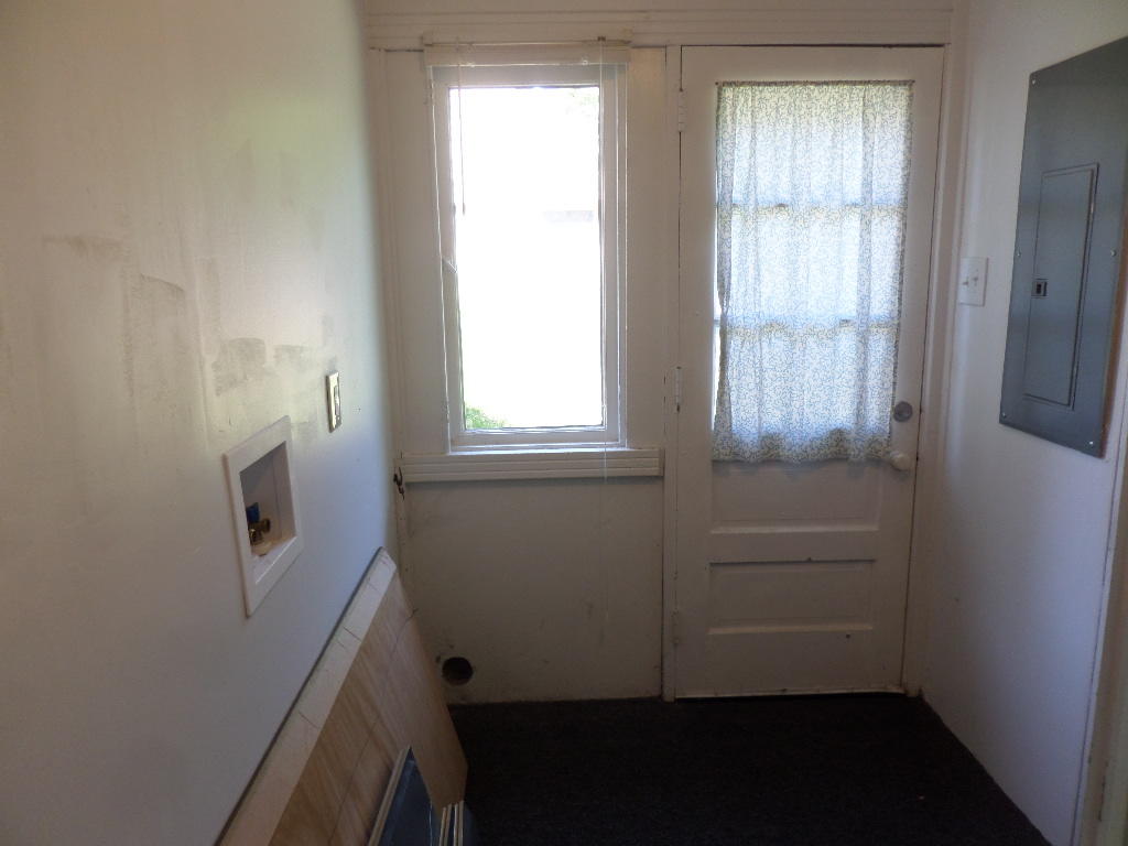 105 Moylan Lane Oak Ridge, TN 37830 - Photo 11 of 19 Utility Room