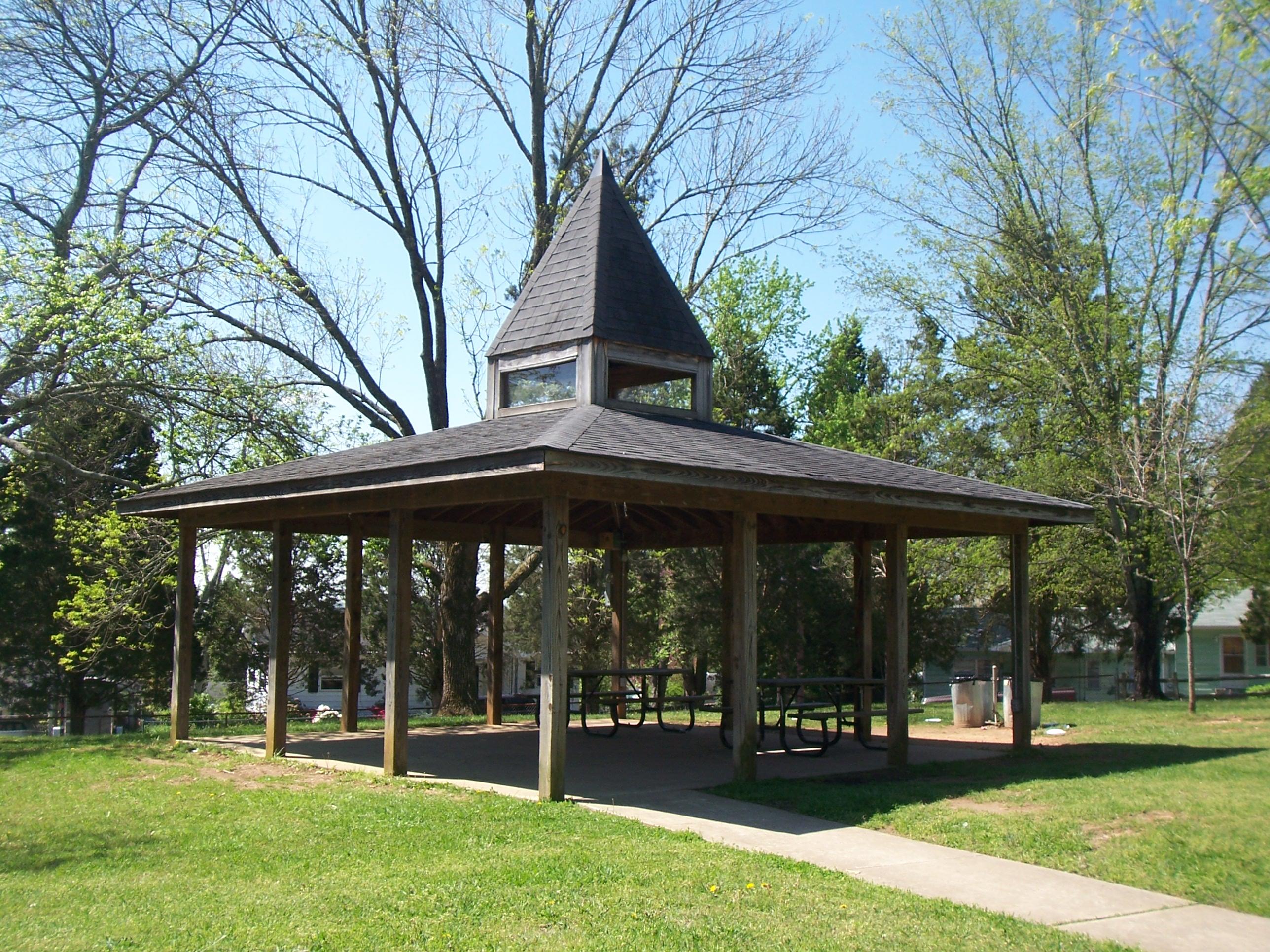 105 Moylan Lane Oak Ridge, TN 37830 - Photo 18 of 19 Covered Picnic Area