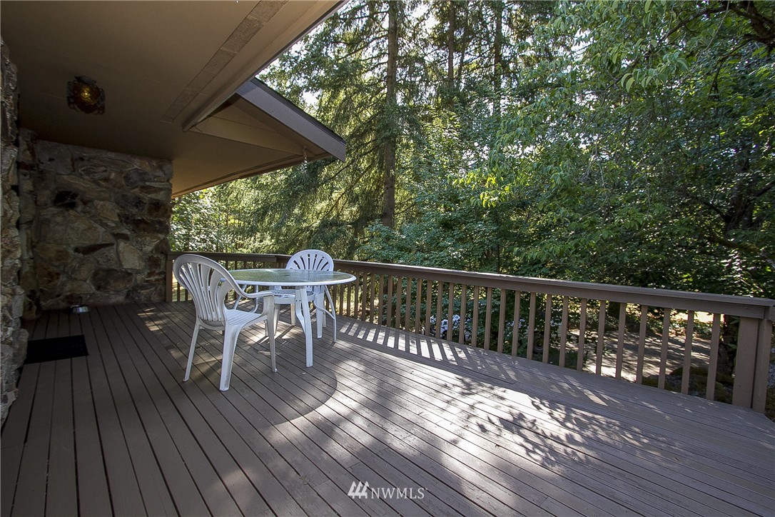 13241 Southeast 95th Way Renton, WA 98059 - Photo 18 of 25