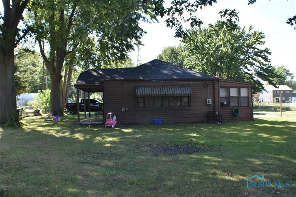 6089 Colchester Road Oregon, OH 43616 - Photo 5 of 29 Gallery Image 5