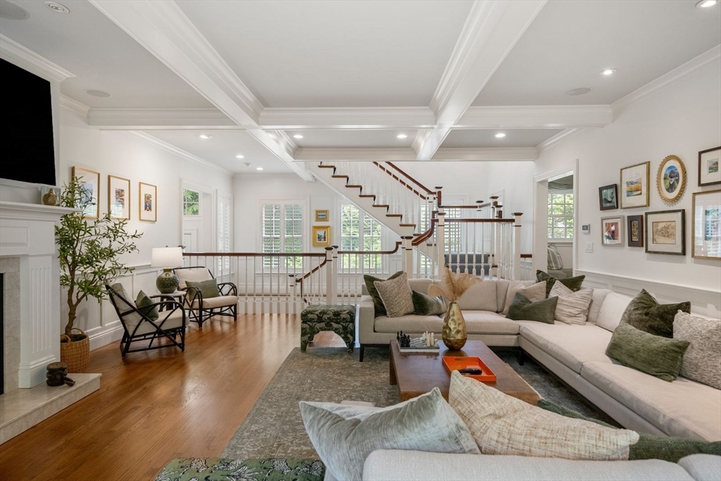 25 Kenilworth Road Wellesley, MA 02482 - Photo 14 of 42