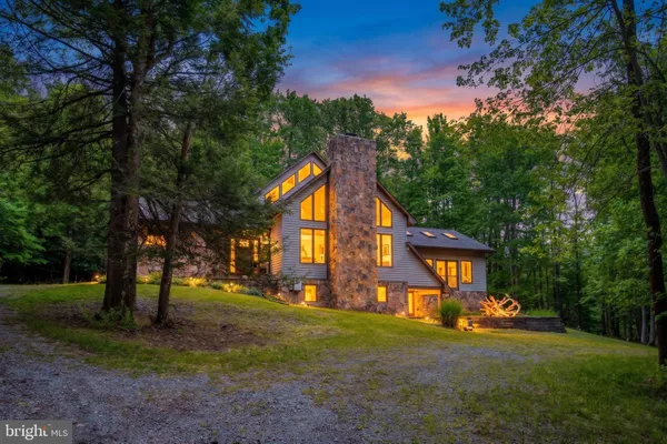 $1,200,000 | 122 Woodlands Hill Lane, Oakland, MD 21550