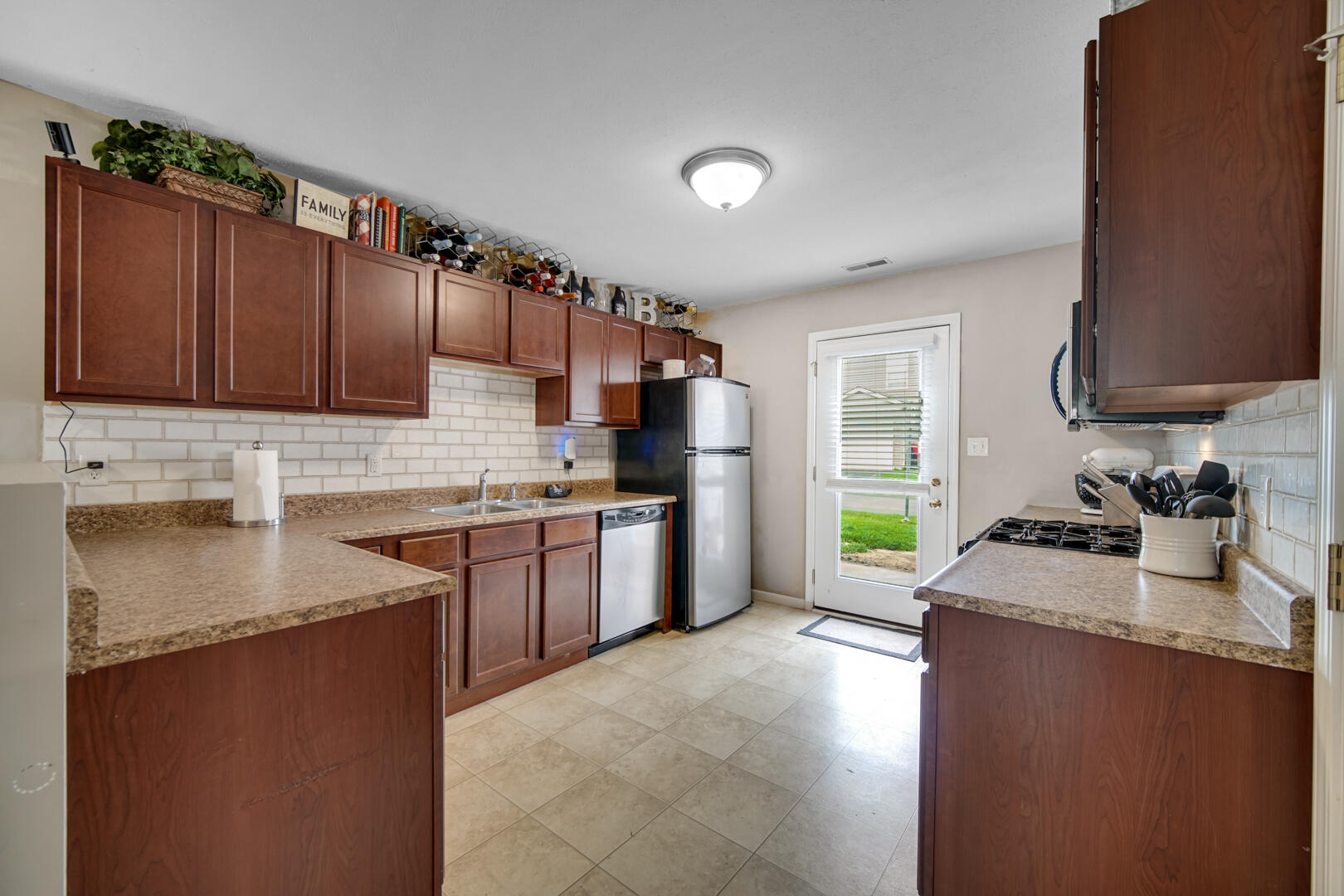 10332 Paramount Way Cedar Lake, IN 46303 - Photo 10 of 22 1620x1080