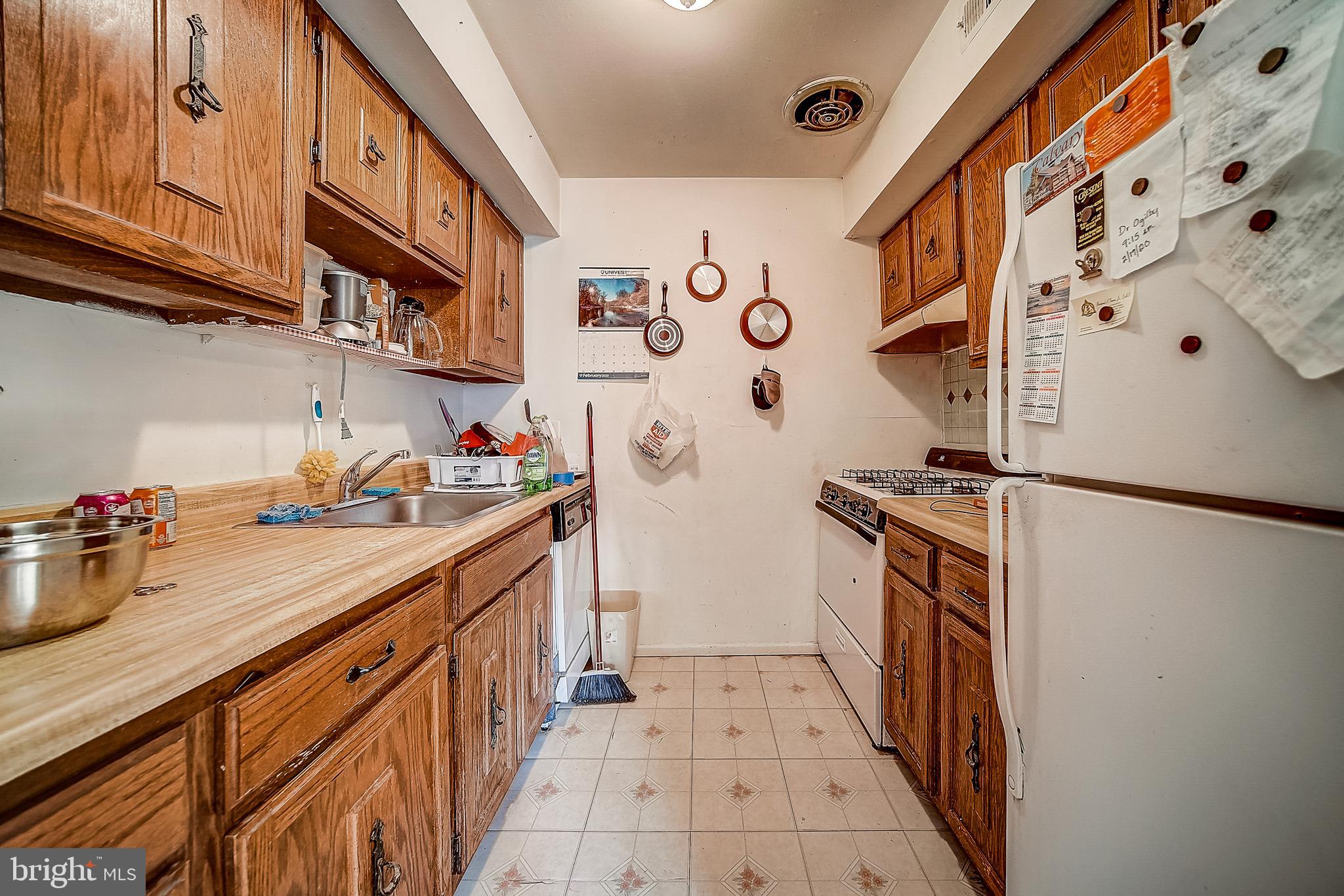 9442 Woodbridge Road Philadelphia, PA 19114 - Photo 25 of 45