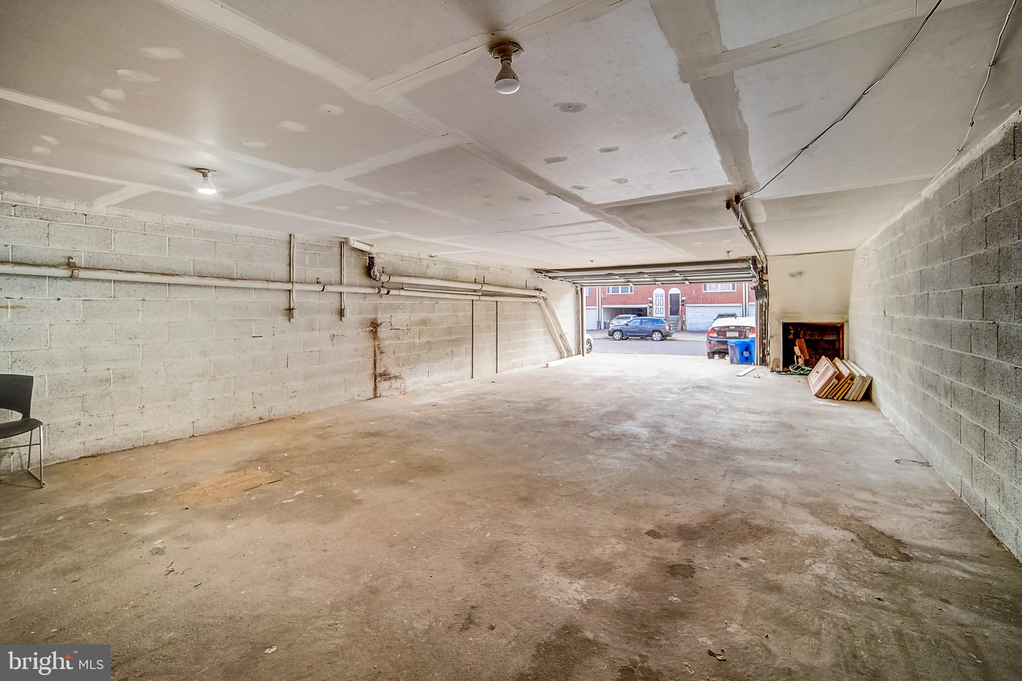 9442 Woodbridge Road Philadelphia, PA 19114 - Photo 40 of 45