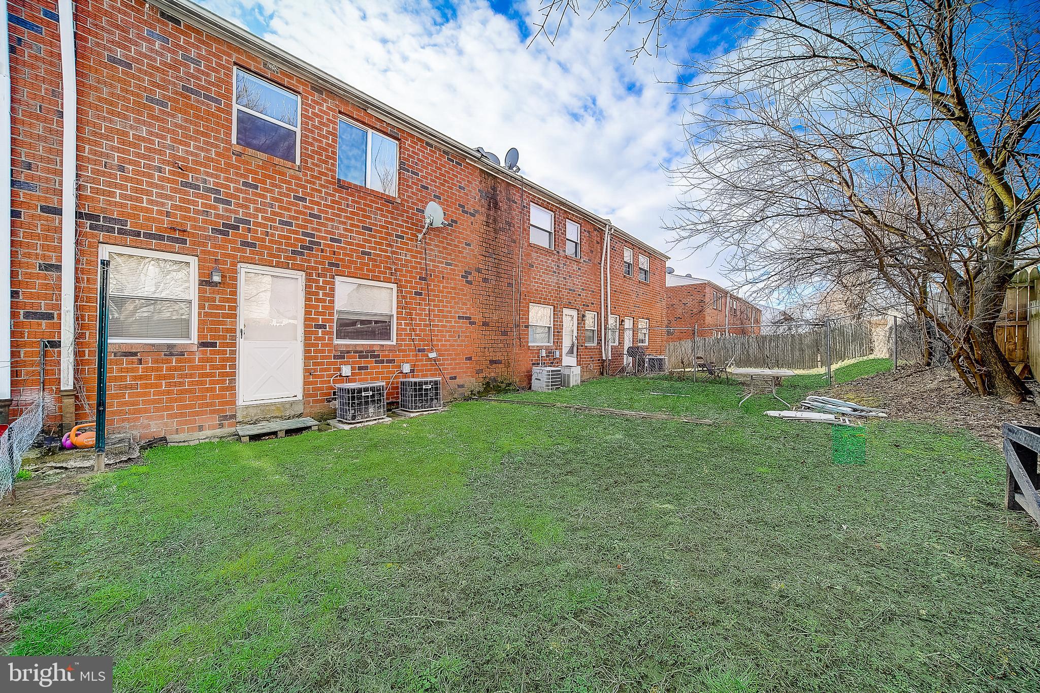 9442 Woodbridge Road Philadelphia, PA 19114 - Photo 42 of 45