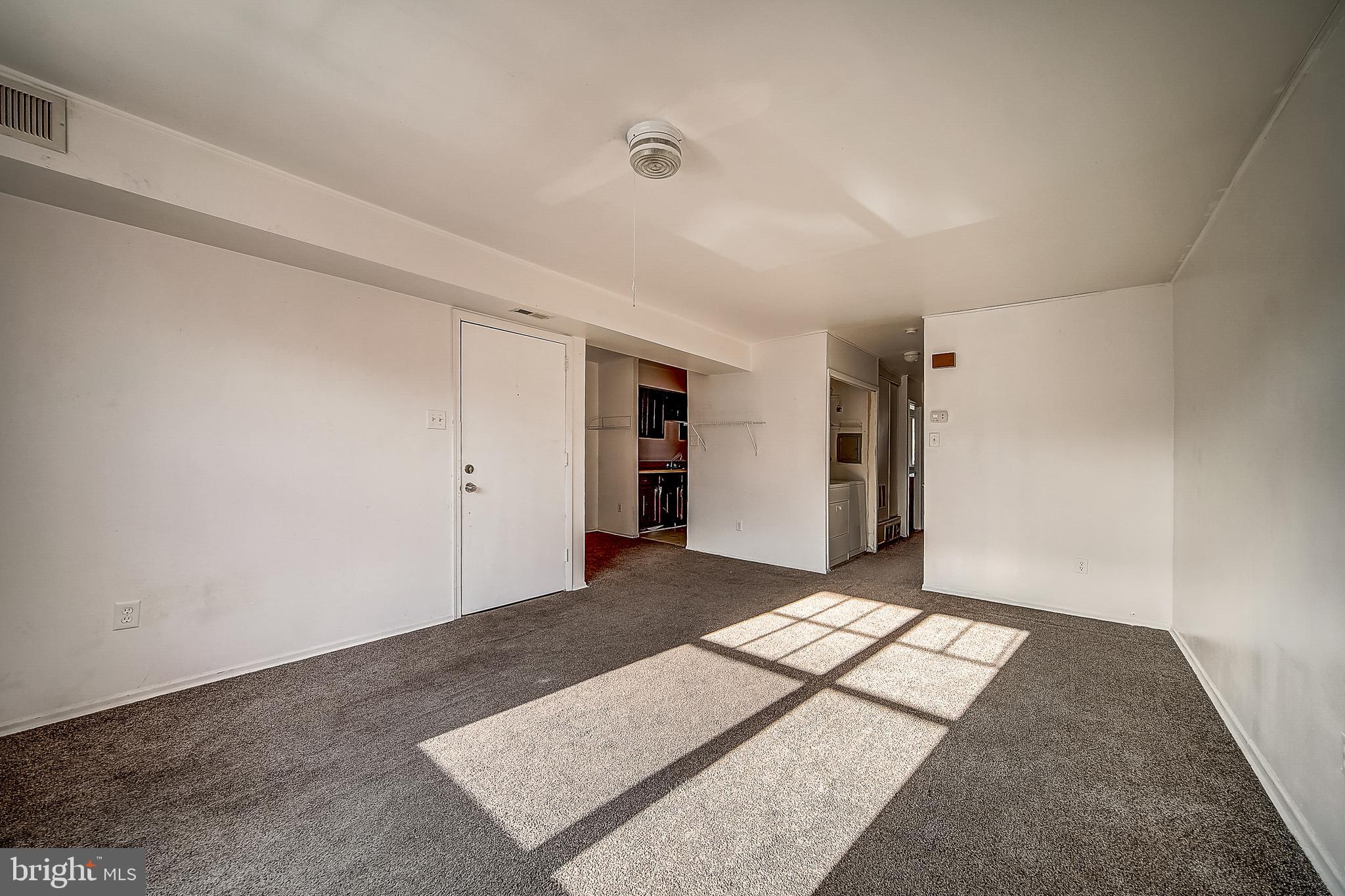 9442 Woodbridge Road Philadelphia, PA 19114 - Photo 9 of 45