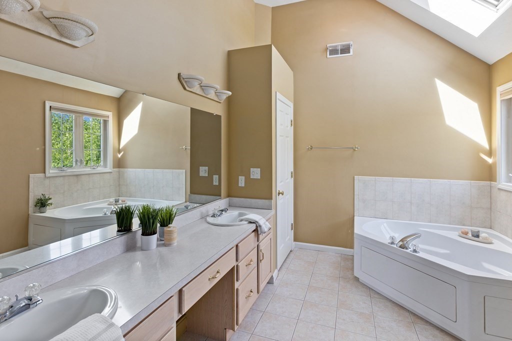199 Bay Road Norton, MA 02766 - Photo 27 of 41 Gallery Image 27