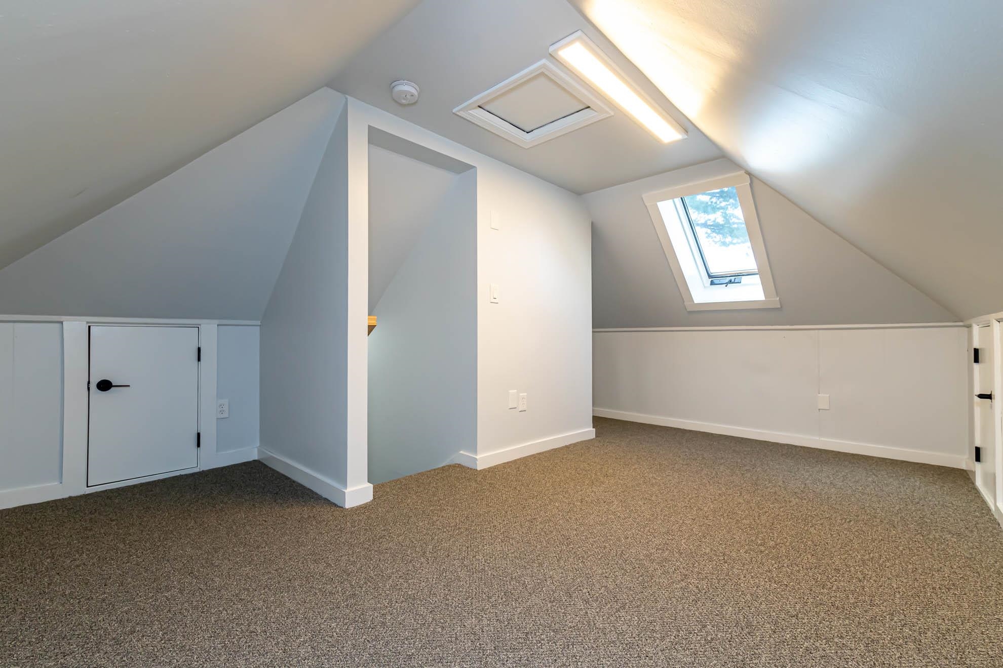 28 South Shore Road Salem, NH 03079 - Photo 21 of 40