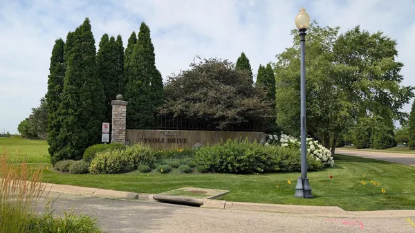 $69,900 | 906 Tivoli Drive, Rockford, IL 61107