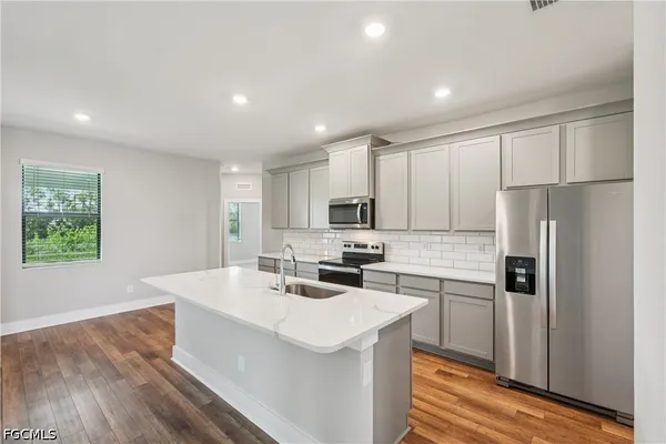 $604,900 | 939 Admiral Bull Halsey Avenue, LaBelle, FL 33935