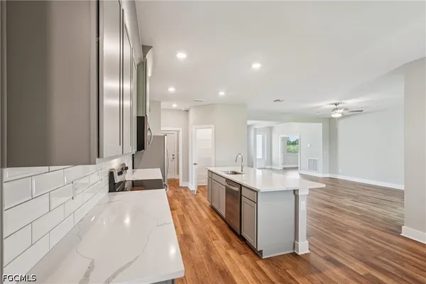 $604,900 | 939 Admiral Bull Halsey Avenue, LaBelle, FL 33935