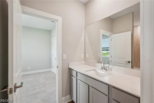 $604,900 | 939 Admiral Bull Halsey Avenue, LaBelle, FL 33935