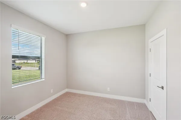 $604,900 | 939 Admiral Bull Halsey Avenue, LaBelle, FL 33935