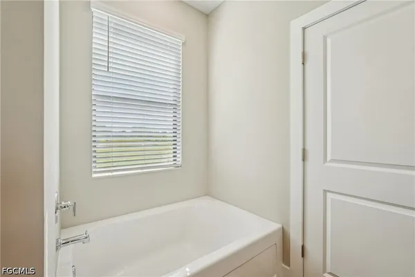 $604,900 | 939 Admiral Bull Halsey Avenue, LaBelle, FL 33935