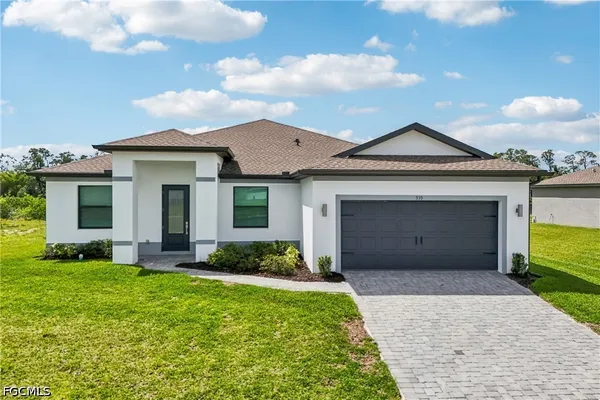 $604,900 | 939 Admiral Bull Halsey Avenue, LaBelle, FL 33935