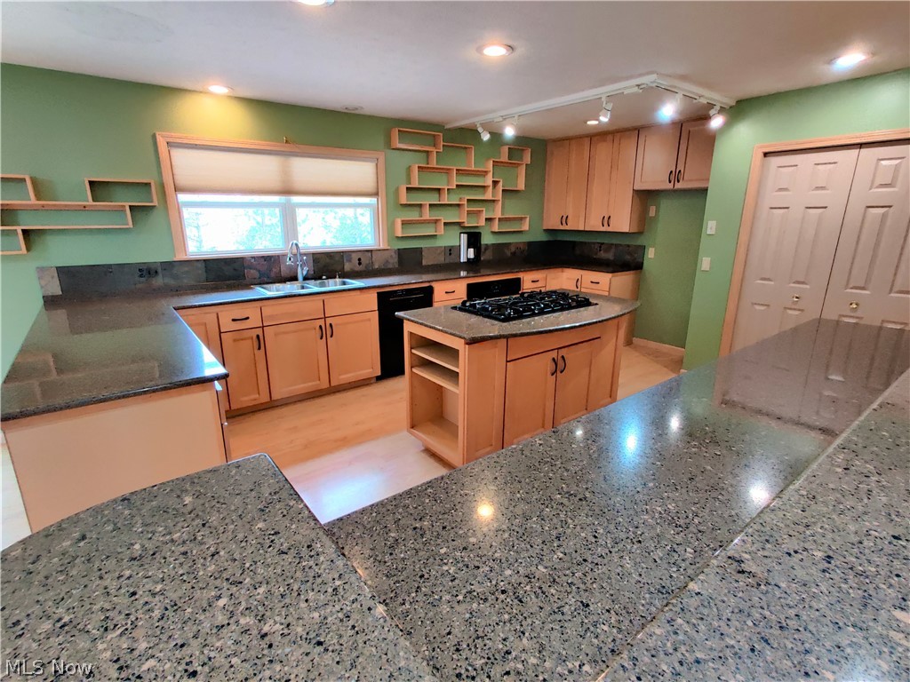 995 Remsen Road Medina, OH 44256 - Photo 6 of 35