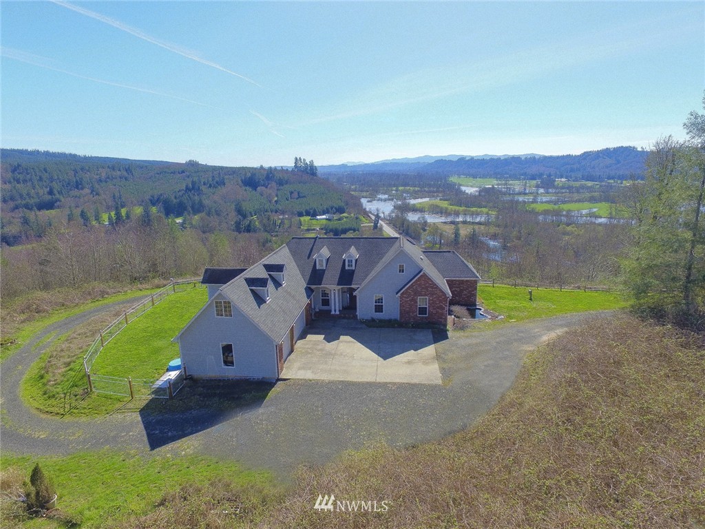 49 Porter Creek Road Elma, WA 98541 - Photo 1 of 24 Gallery Image 1