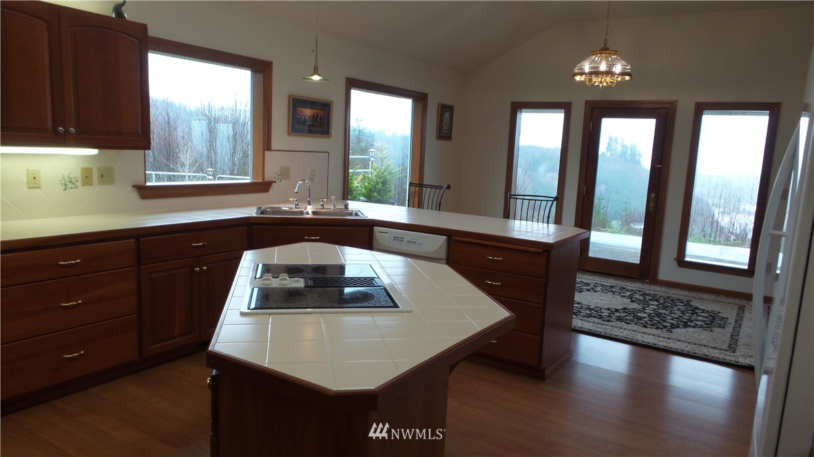 49 Porter Creek Road Elma, WA 98541 - Photo 12 of 24 Gallery Image 12