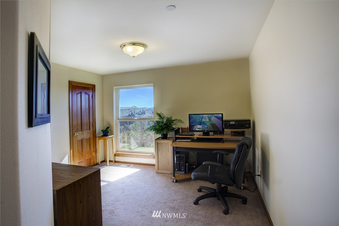 49 Porter Creek Road Elma, WA 98541 - Photo 18 of 24 Gallery Image 18